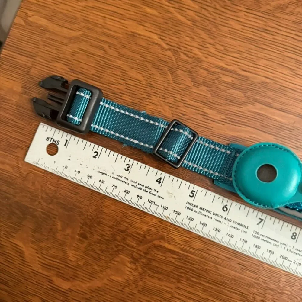 CIYWEE LED Light Up AirTag Dog Collar Teal Medium NIB USB Rechargeable